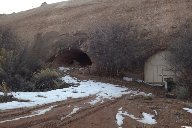 0 Looking Glass Road Monticello, UT 84535 - Photo 14 of 31