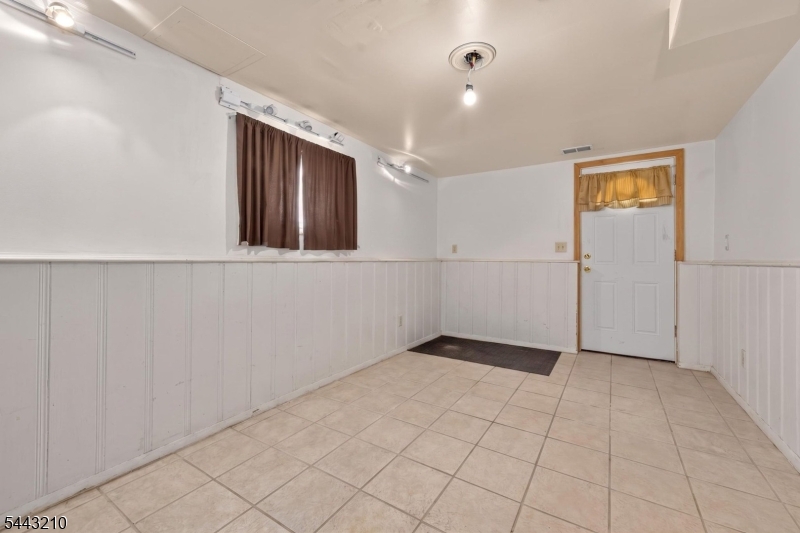 324 Ralph Street Somerset, NJ 08873 - Photo 14 of 29