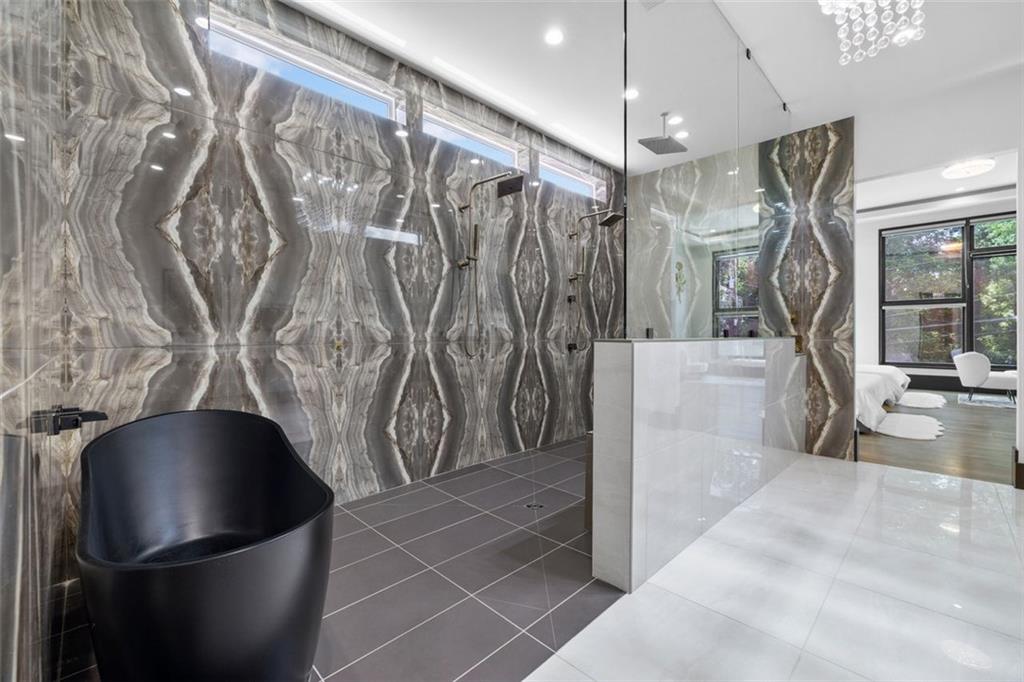 2401 Greenglade Road Northeast Atlanta, GA 30345 - Photo 27 of 64