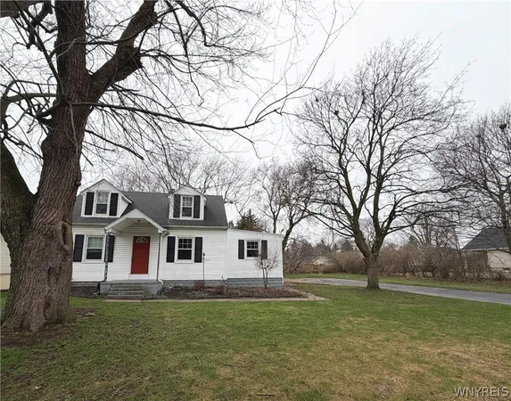 $215,000 | 223 Harding Road, Amherst, NY 14221