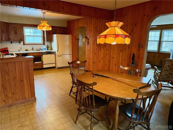 $215,000 | 223 Harding Road, Amherst, NY 14221