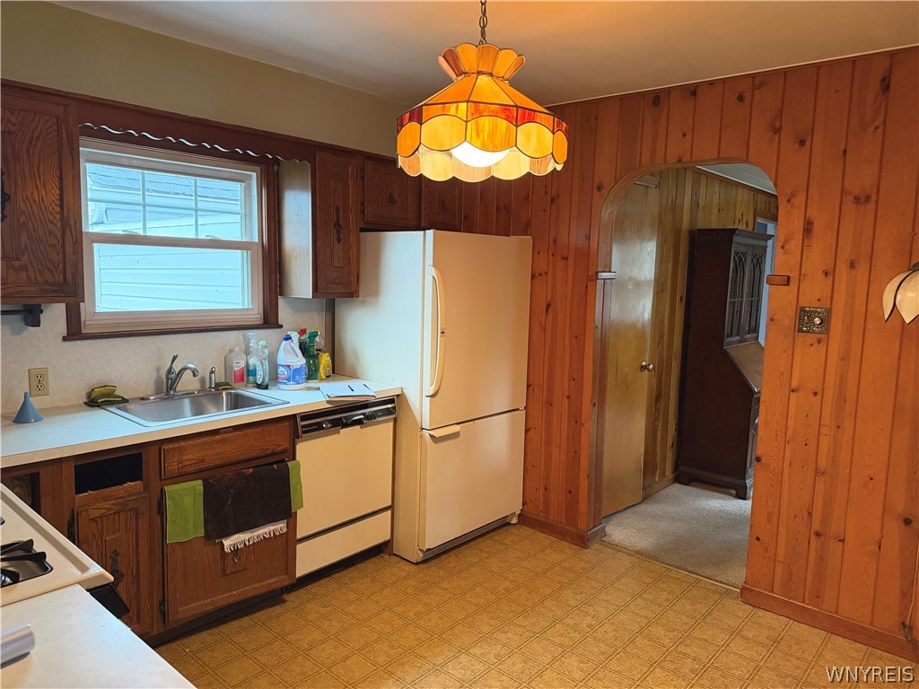 223 Harding Road Amherst, NY 14221 - Photo 6 of 38