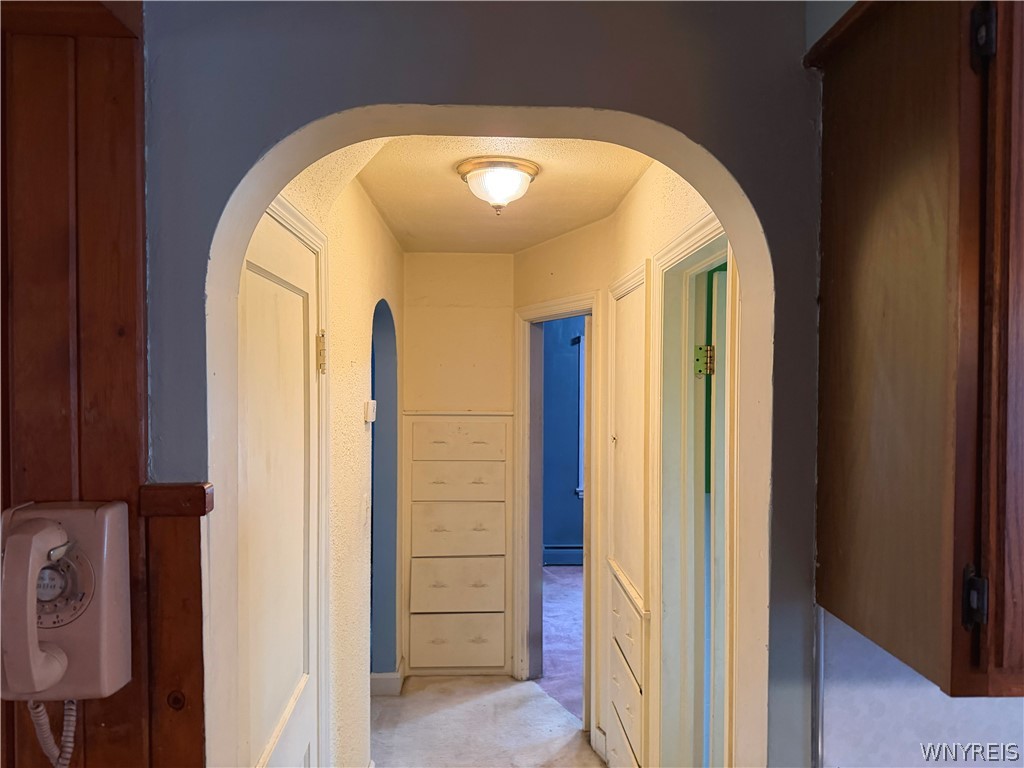 223 Harding Road Amherst, NY 14221 - Photo 9 of 38