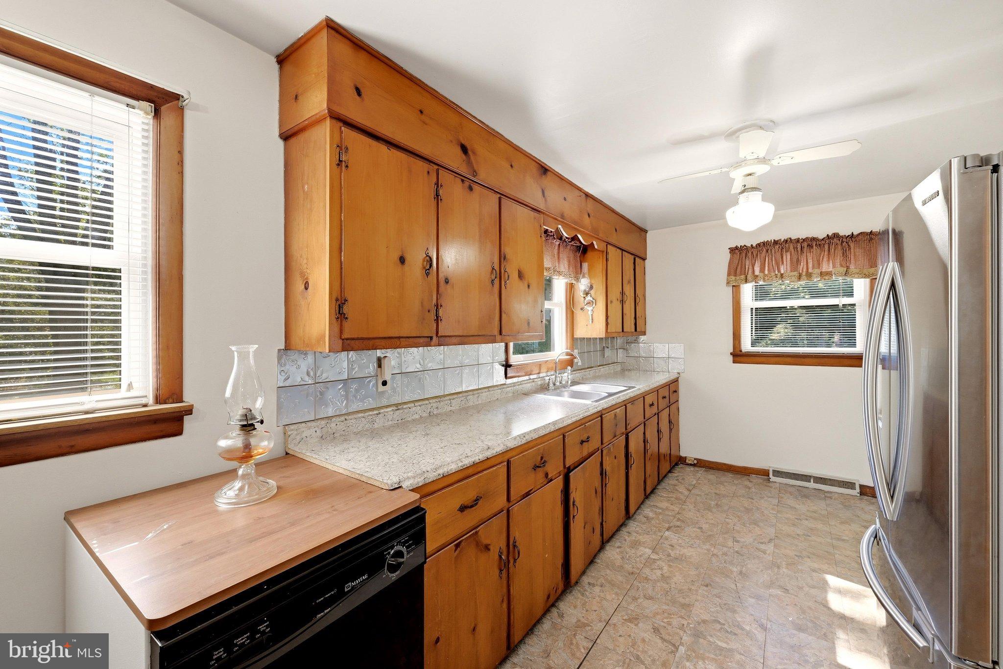2310 Senseny Road Winchester, VA 22602 - Photo 16 of 59 Kitchen