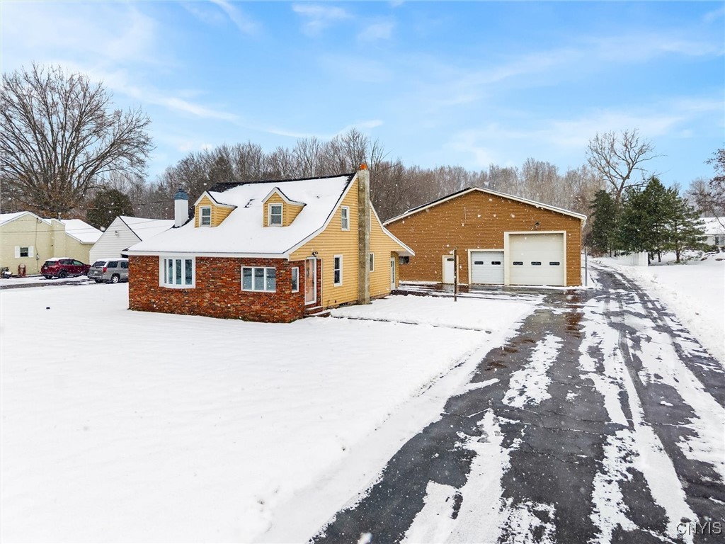 4101 Elmcrest Road Clay, NY 13090 - Photo 2 of 39