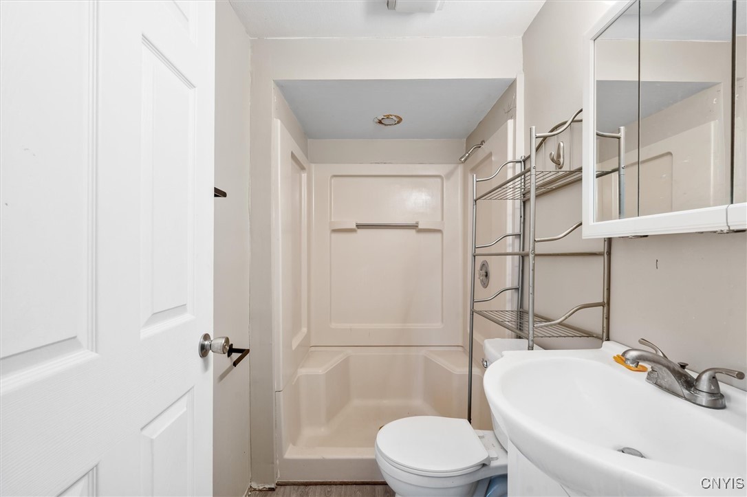 4101 Elmcrest Road Clay, NY 13090 - Photo 23 of 39