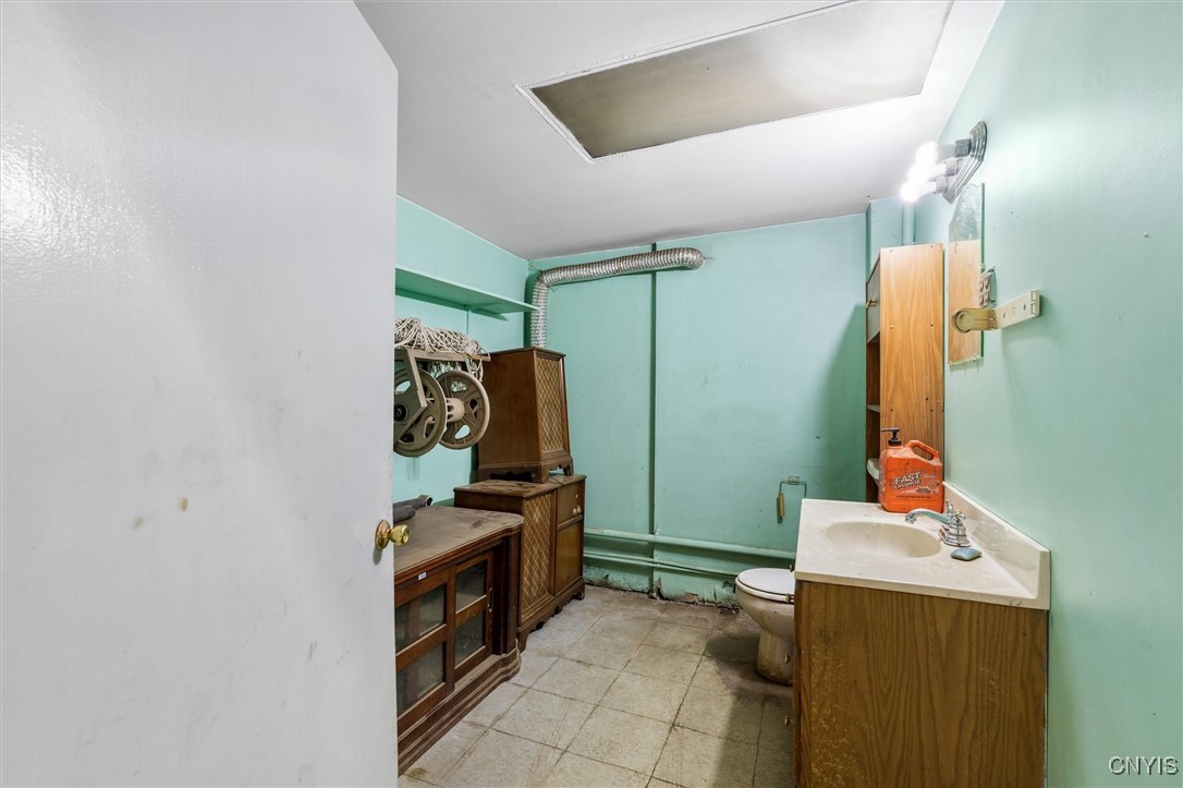 4101 Elmcrest Road Clay, NY 13090 - Photo 32 of 39