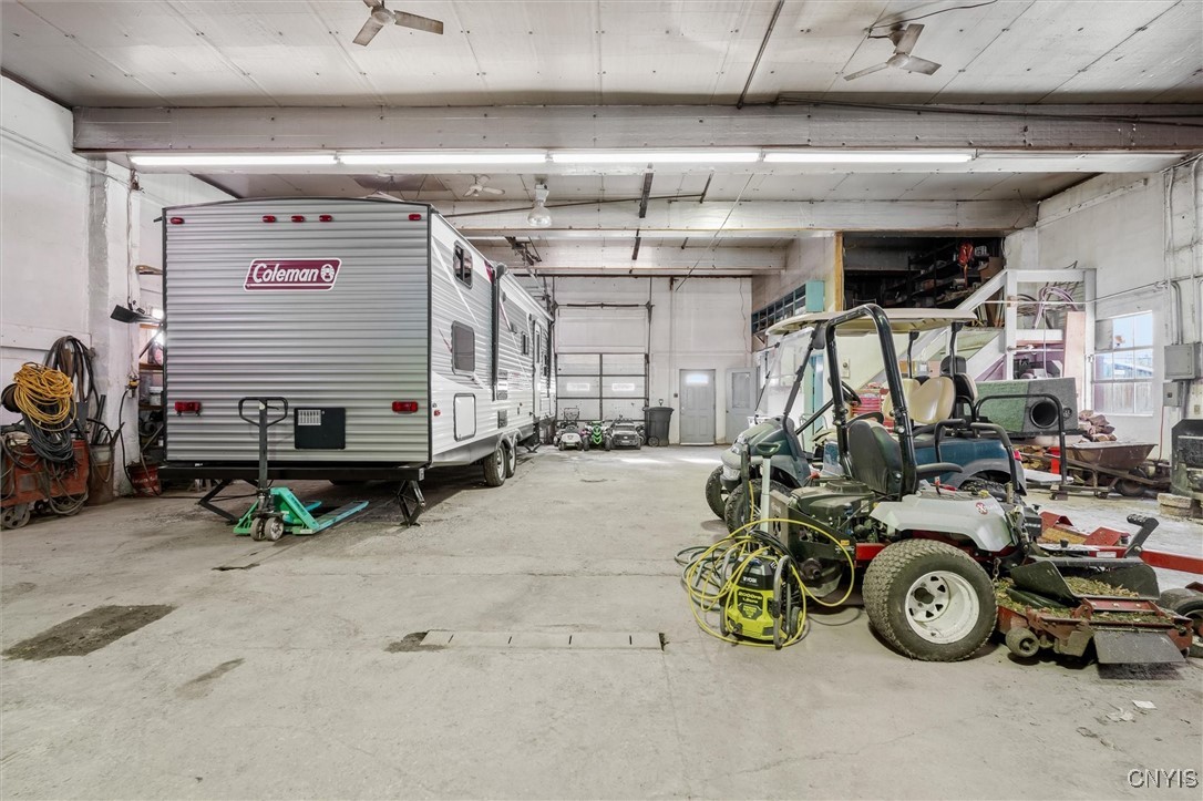 4101 Elmcrest Road Clay, NY 13090 - Photo 33 of 39