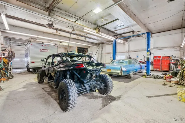 $400,000 | 4101 Elmcrest Road, Clay, NY 13090