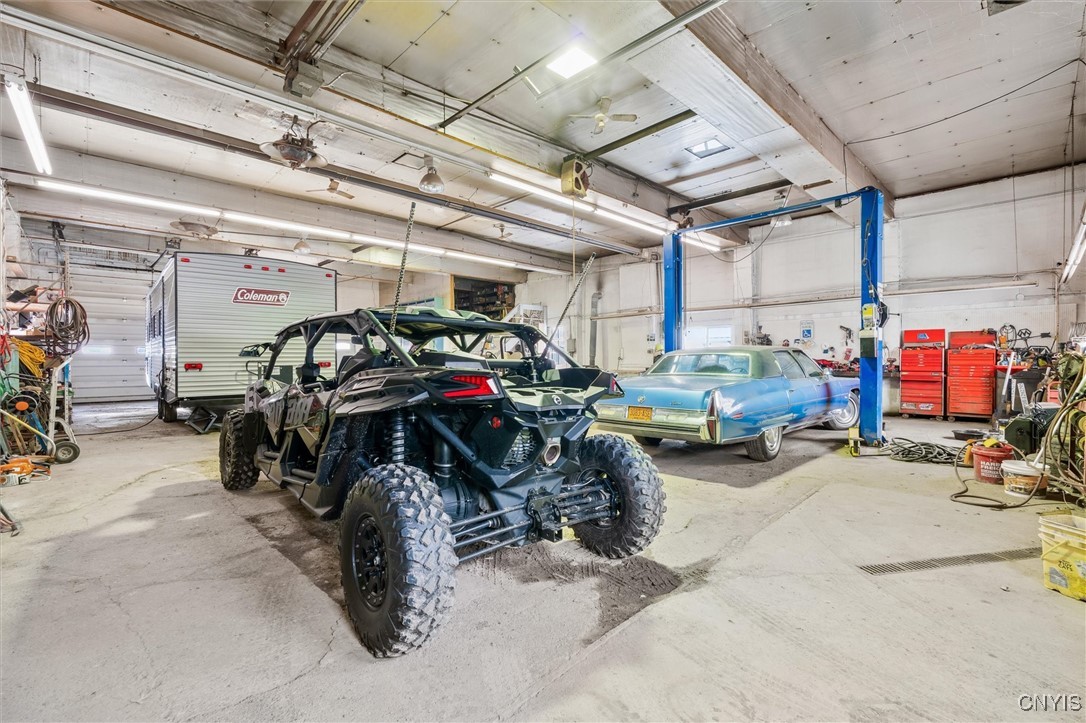 4101 Elmcrest Road Clay, NY 13090 - Photo 34 of 39