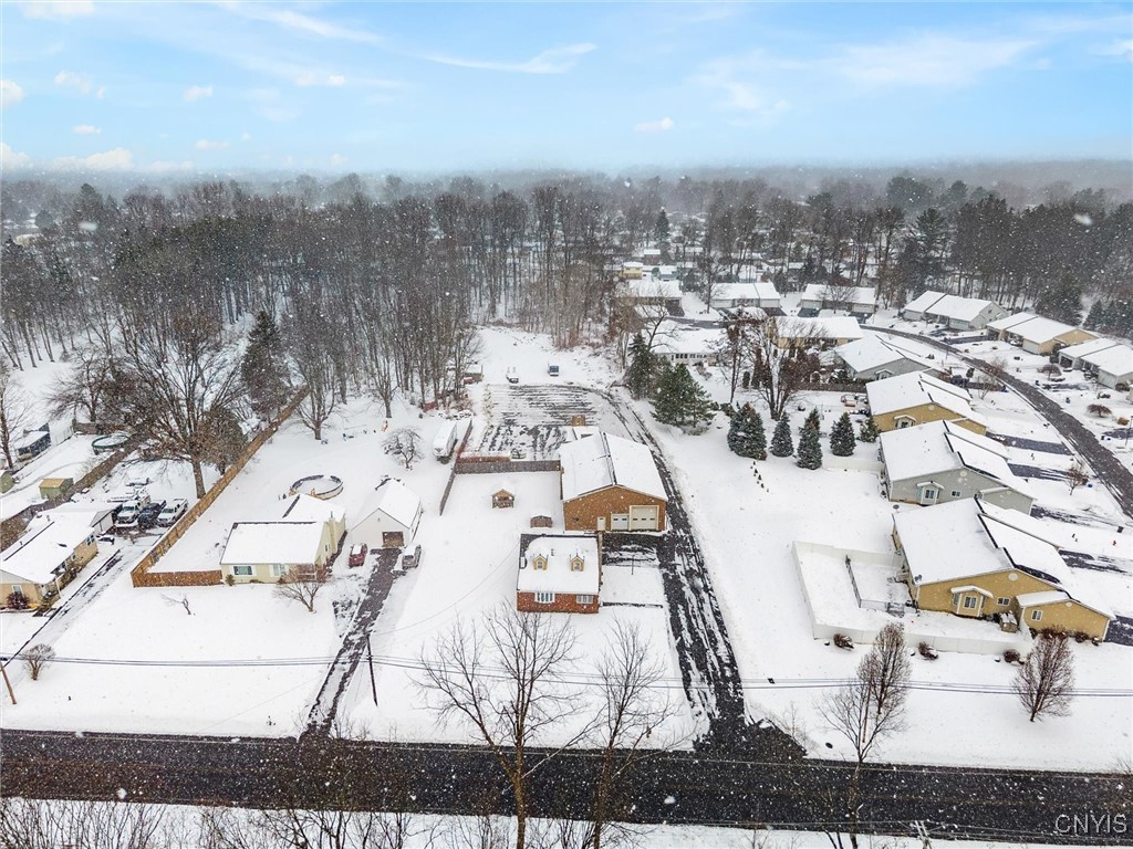 4101 Elmcrest Road Clay, NY 13090 - Photo 37 of 39