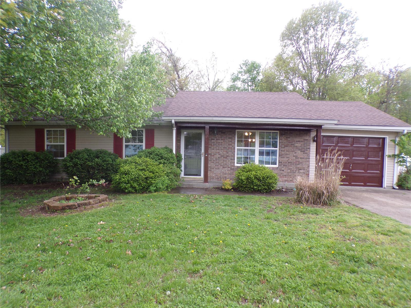 3125 Weaver Road Herrin, IL 62948 - Photo 1 of 16 Gallery Image 1