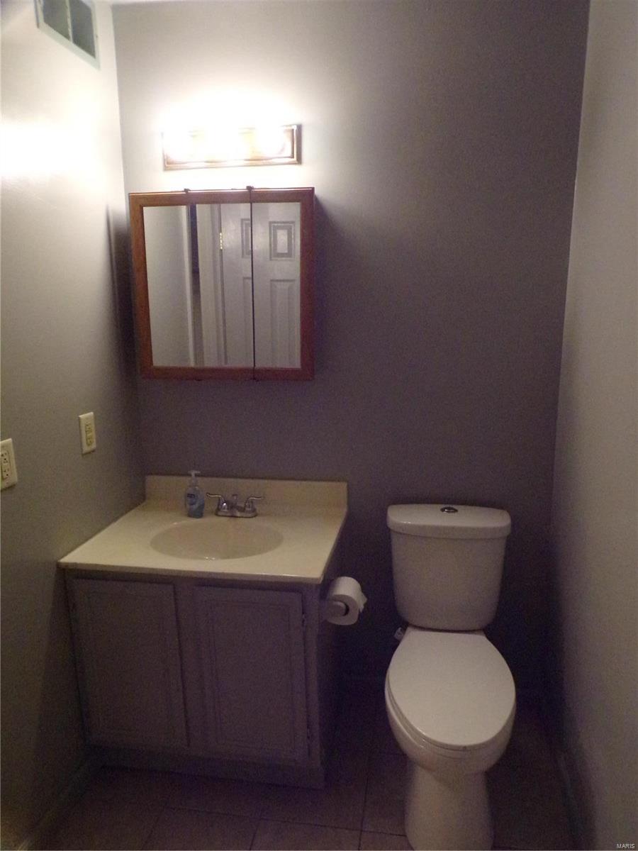 3125 Weaver Road Herrin, IL 62948 - Photo 11 of 16 Gallery Image 11