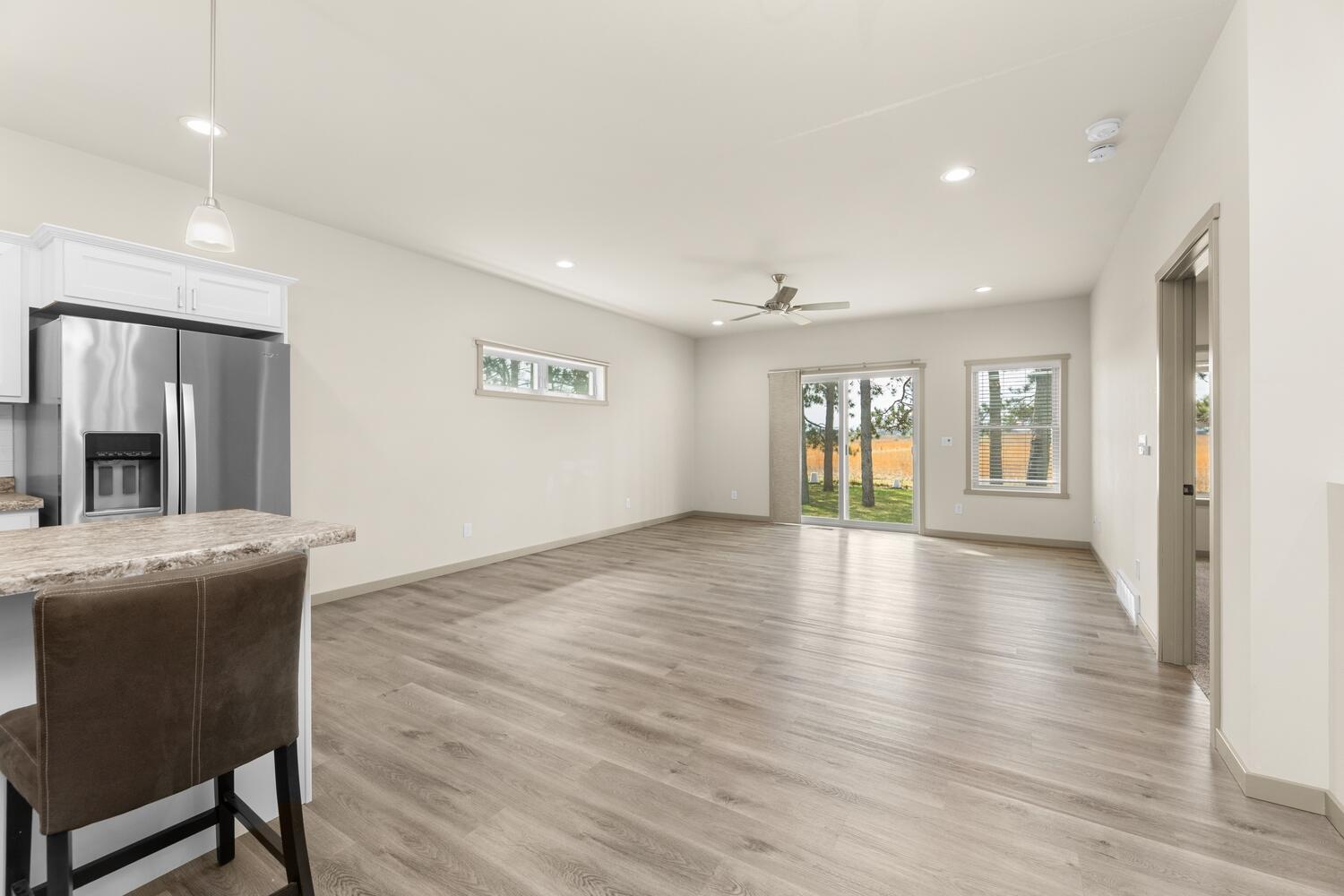 1800 Prairie Place, Unit 4 Holmen, WI 54636 - Photo 11 of 33 10 LIVING ROOM