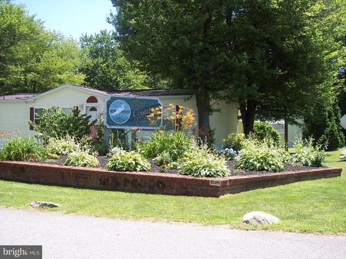 20 Vanessa Avenue Rising Sun, MD 21911 - Photo 2 of 20 Bay Country Estates manicured landscape