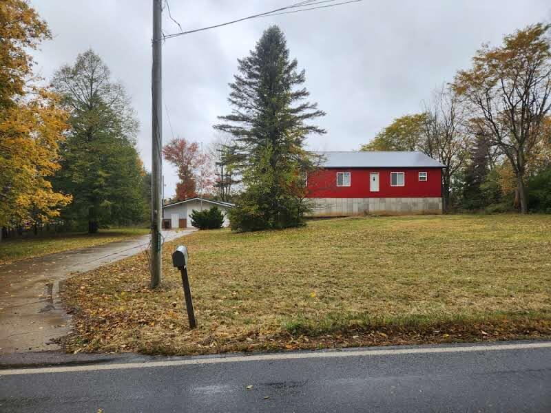 2900 South Parma Road Parma, MI 49269 - Photo 3 of 22 20221018_152508