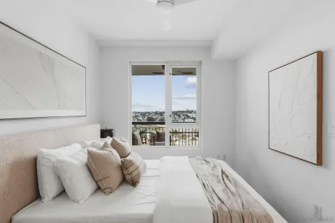 $675,000 | 300 West Beech Street, Unit 1705, San Diego, CA 92101