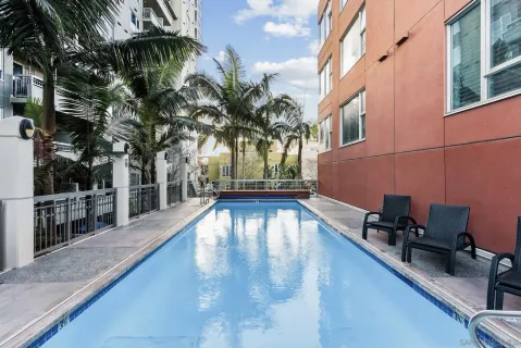 $675,000 | 300 West Beech Street, Unit 1705, San Diego, CA 92101
