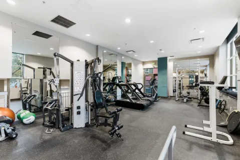 $675,000 | 300 West Beech Street, Unit 1705, San Diego, CA 92101
