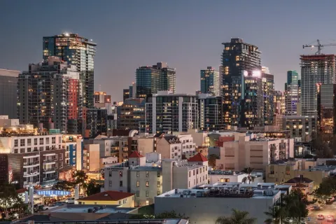 $675,000 | 300 West Beech Street, Unit 1705, San Diego, CA 92101