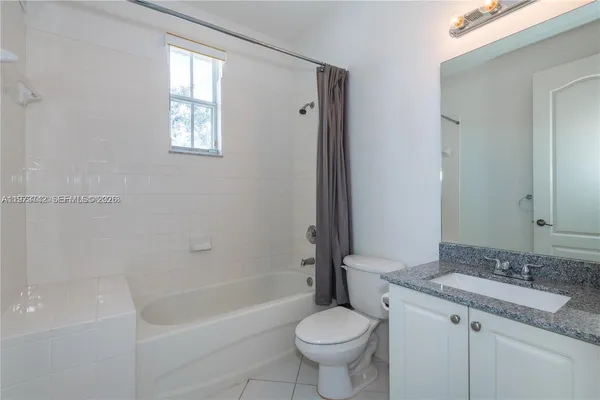 $3,000 | 604 Southwest 147th Avenue, Unit 137, Pembroke Pines, FL 33027