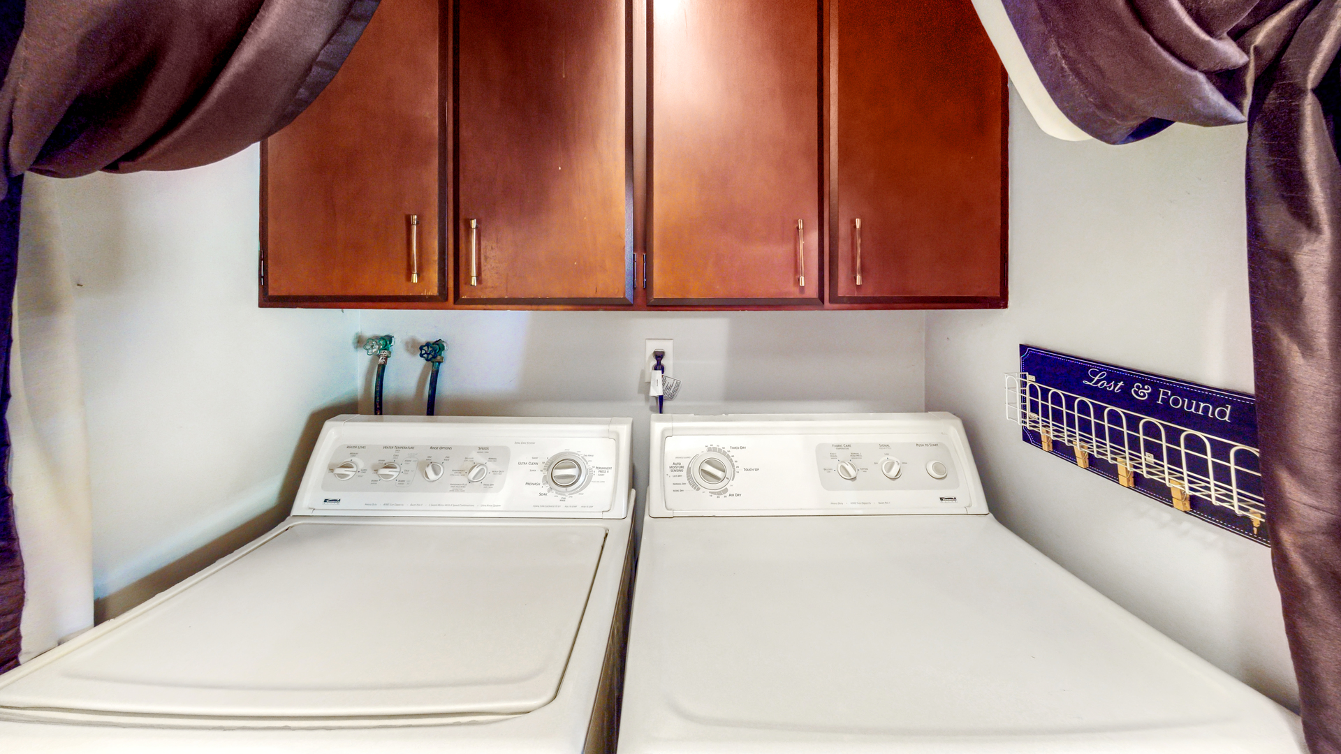 44 Aldon Road Montgomery, IL 60538 - Photo 12 of 24 a utility room with dryer and washer