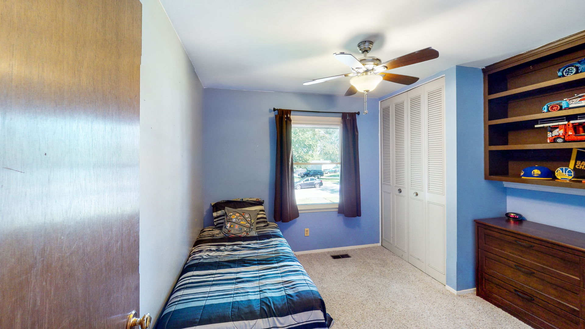 44 Aldon Road Montgomery, IL 60538 - Photo 15 of 24 a view of a livingroom with a staircase
