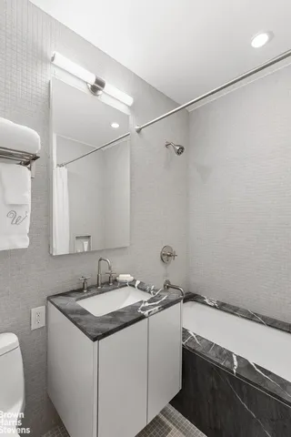 $2,400,000 | 210 Lafayette Street, Unit 3D | SoHo