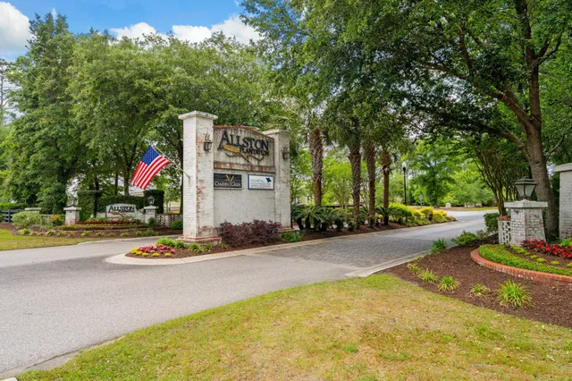 $512,000 | 242 Barony Place, Pawleys Island, SC 29585