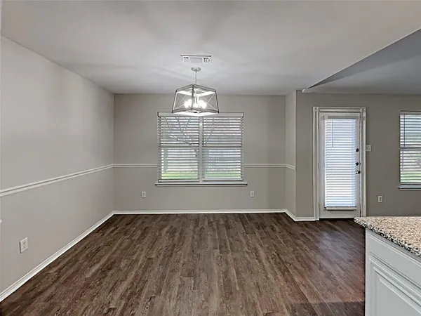$2,400 | 501 Marybeth Drive, Burleson, TX 76028