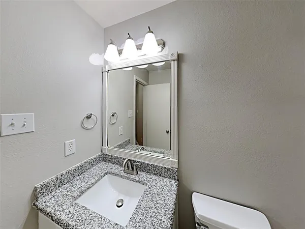 $2,400 | 501 Marybeth Drive, Burleson, TX 76028