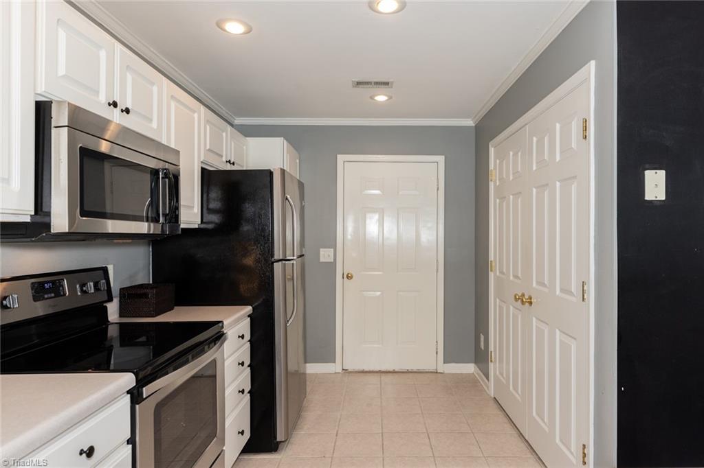 2116 Weststone Road Clemmons, NC 27012 - Photo 15 of 46