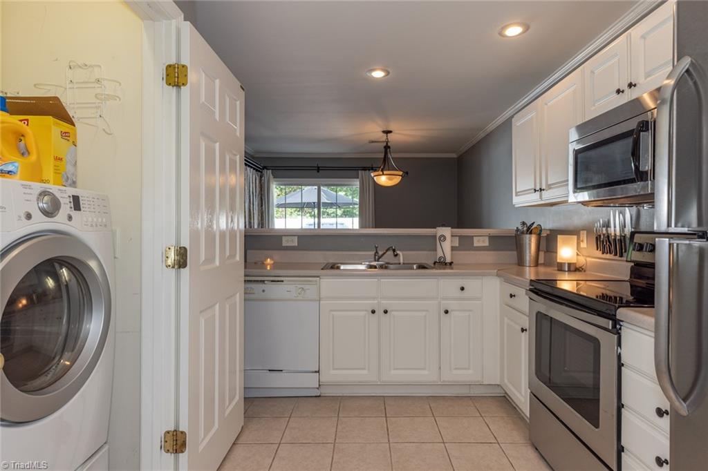 2116 Weststone Road Clemmons, NC 27012 - Photo 20 of 46