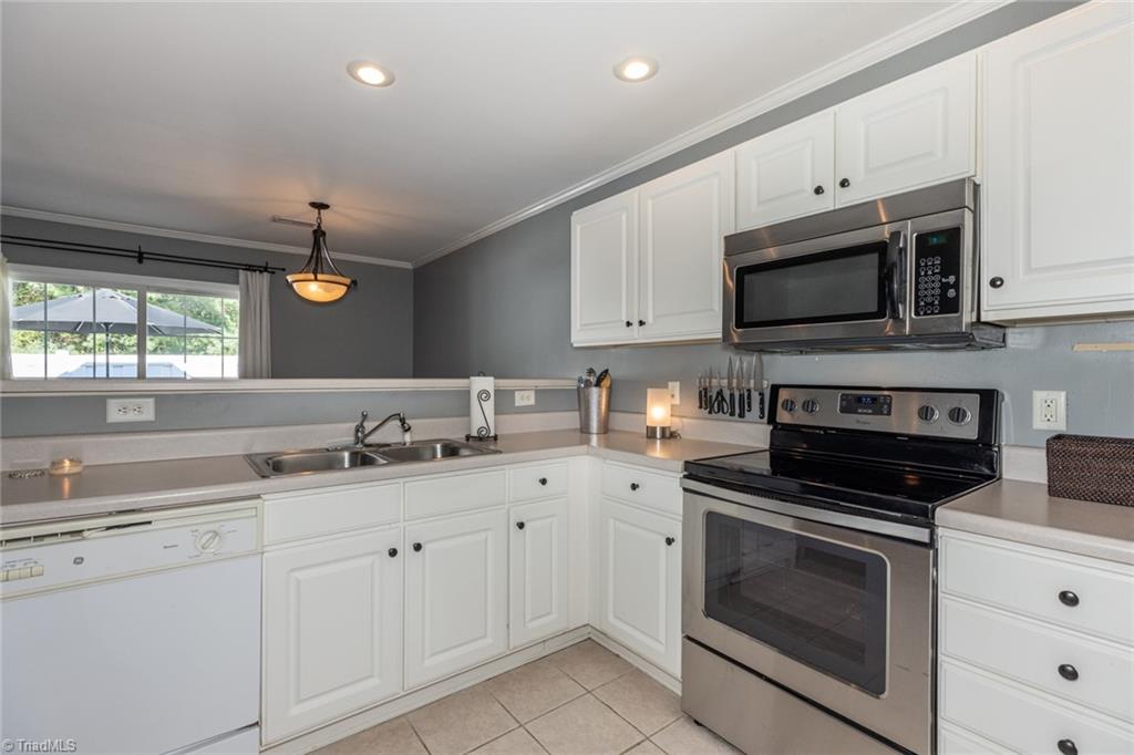 2116 Weststone Road Clemmons, NC 27012 - Photo 22 of 46