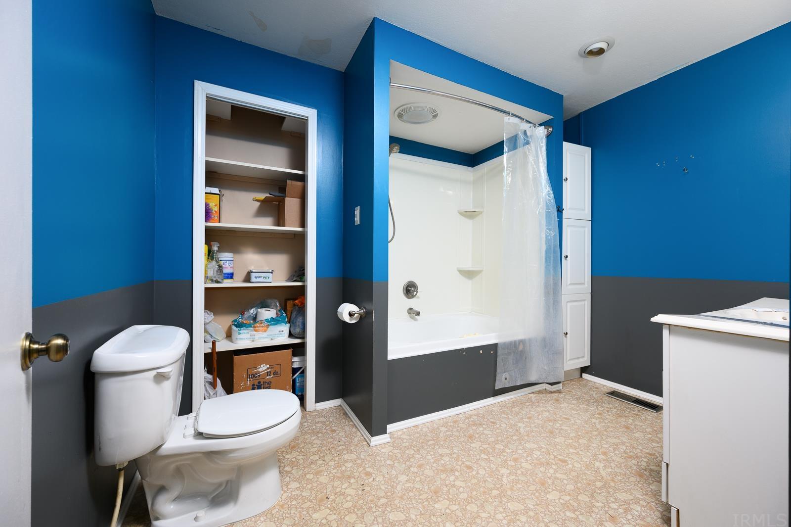 625 Riverside Avenue Fort Wayne, IN 46805 - Photo 15 of 36 Gallery Image 15