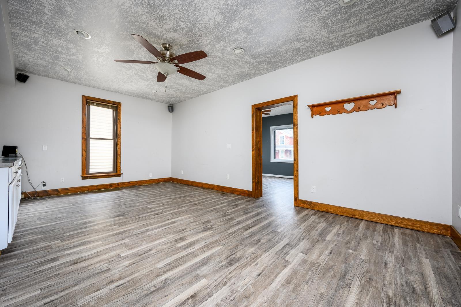 625 Riverside Avenue Fort Wayne, IN 46805 - Photo 5 of 36 Gallery Image 5