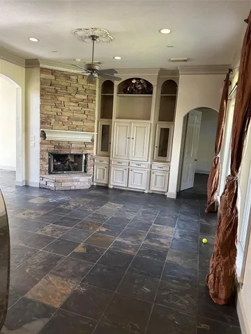 $875,000 | 38 Hillock Woods, The Woodlands, TX 77380