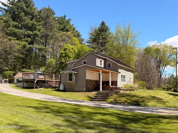 $475,000 | 277 Hadlock Pond Road, Fort Ann, NY 12827