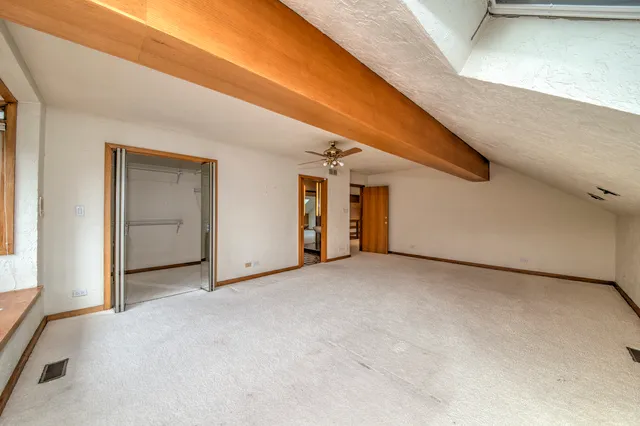 $5,500 | 8170 Lake Ridge Drive, Burr Ridge, IL 60527