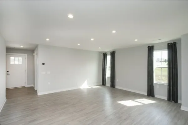 $425,000 | 711 Cottage Drive, Columbia, TN 38401