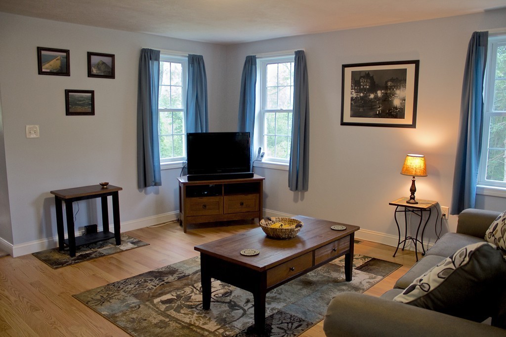 33 Elm Street Georgetown, MA 01833 - Photo 4 of 20 Gallery Image 4