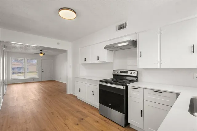 $200,000 | 1722 Buena Vista Street, Mesquite, TX 75149