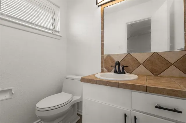 $200,000 | 1722 Buena Vista Street, Mesquite, TX 75149