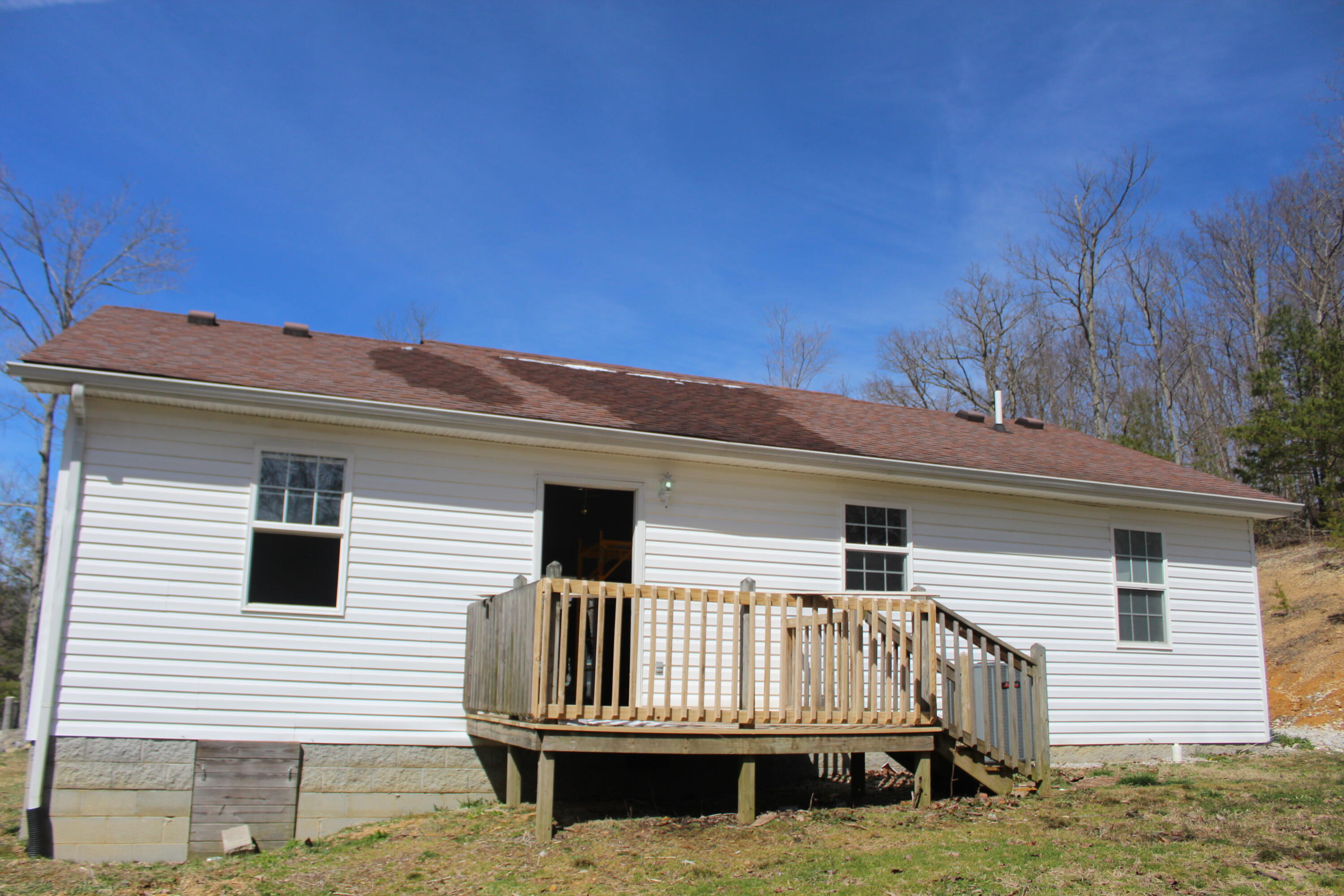 168 Powell Road McKee, KY 40447 - Photo 2 of 25 169 powell rd #1 007