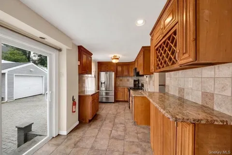 $799,999 | 115 Young Avenue, Yonkers, NY 10710