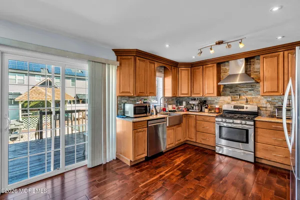 $700,000 | 779 Dunedin Street, Toms River, NJ 08753