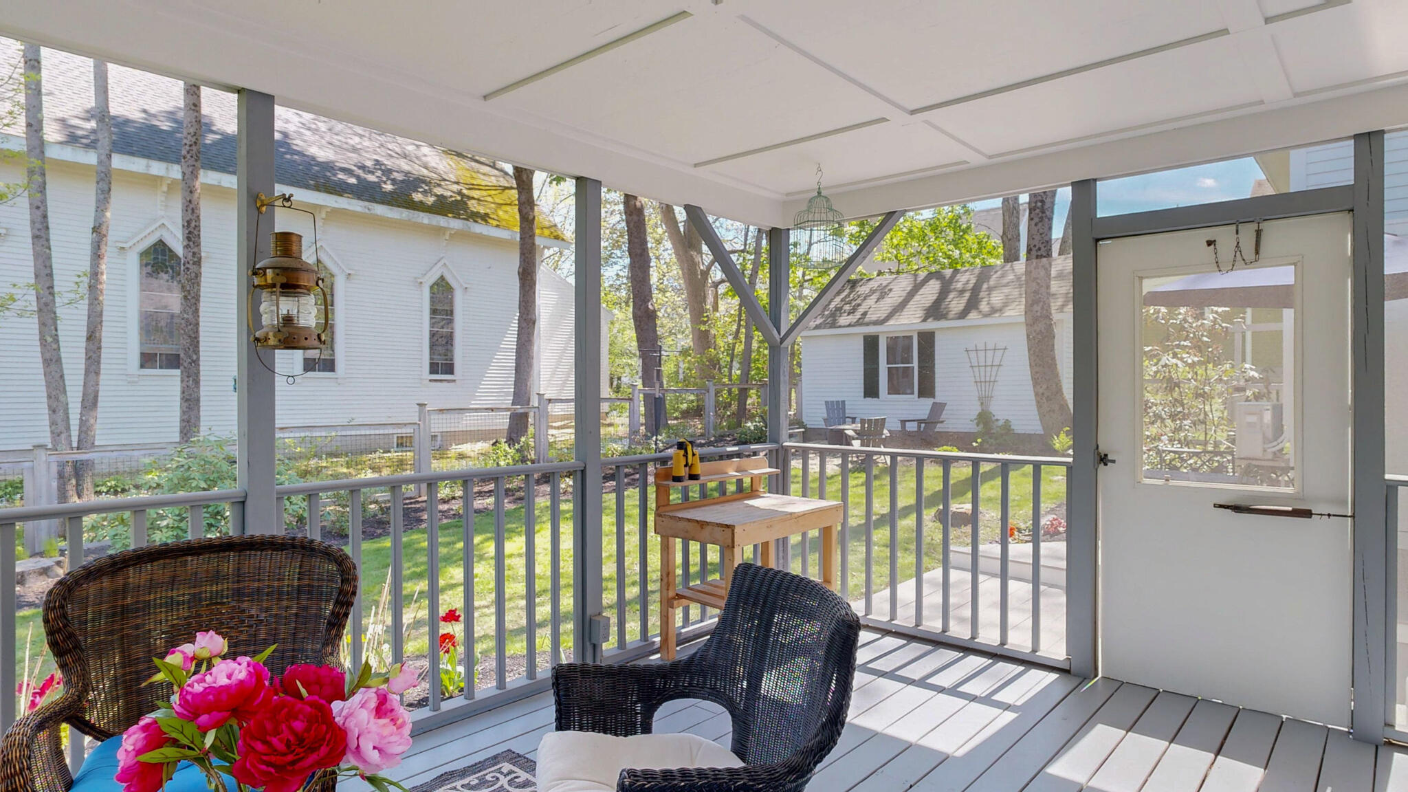 75 Court Street Belfast, ME 04915 - Photo 14 of 94 3 Season Screened-In Sun Porch