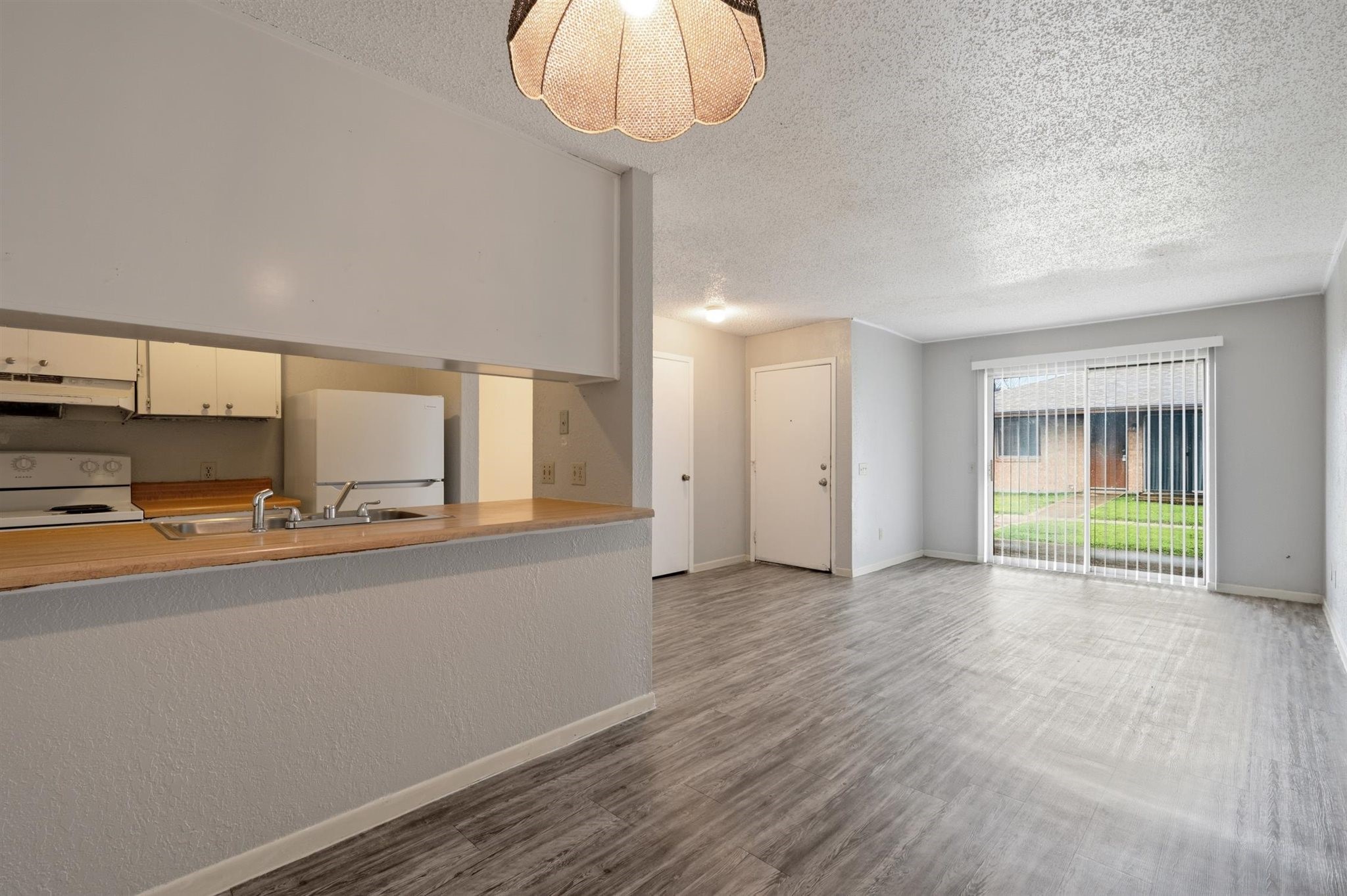 175 Loop 265 Rosebud, TX 76570 - Photo 3 of 17