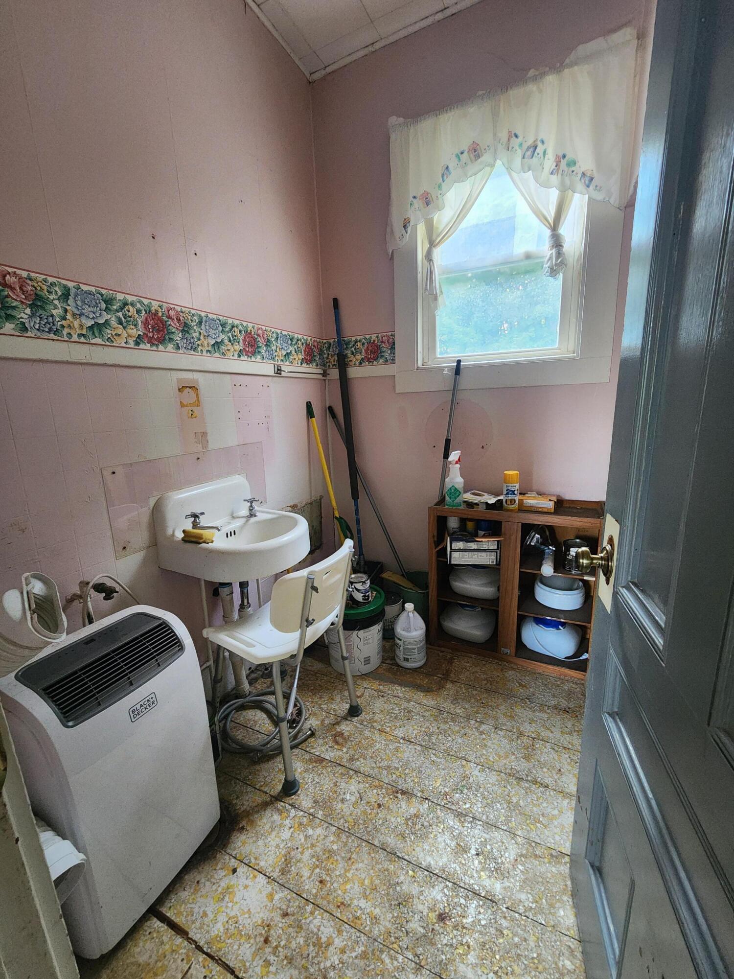 45 Main Street Dexter, ME 04930 - Photo 65 of 107 20250909_155731