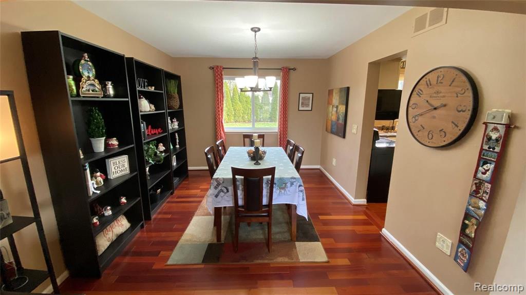 22480 Mill Road Novi, MI 48375 - Photo 4 of 23